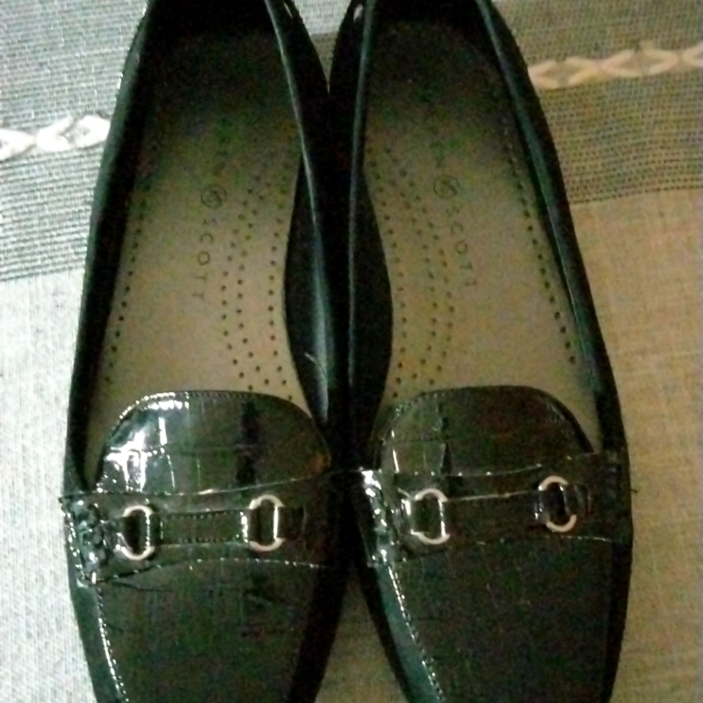 Slip on shoes